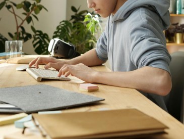 teen on computer